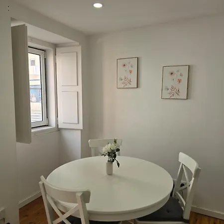 Apartamento Bright One Bed In The Center Of *