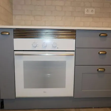 Apartamento Bright One Bed In The Center Of