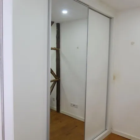 Bright One Bed In The Center Of